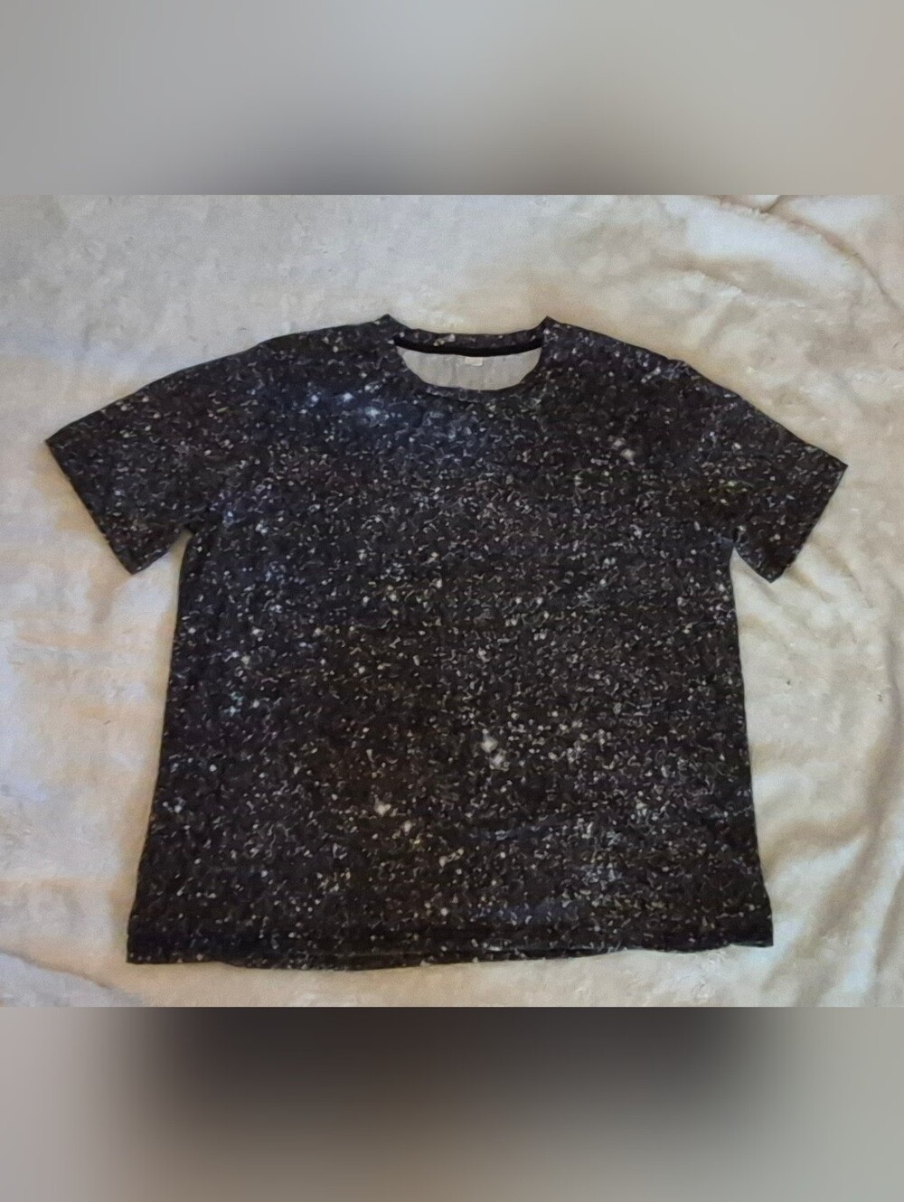 Uni Sex. Black Speckled Short-Sleeve Tee